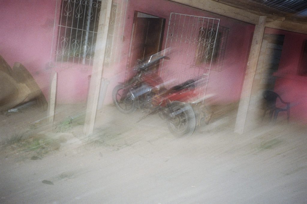 exotic_1_blurry-bike